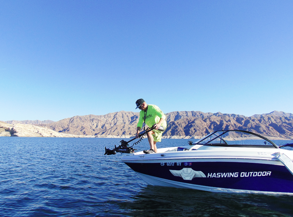 CAYMAN GPS WITH ANCHOR MODE ON REMOTE 12V 55Lbs (OPEN BOX)